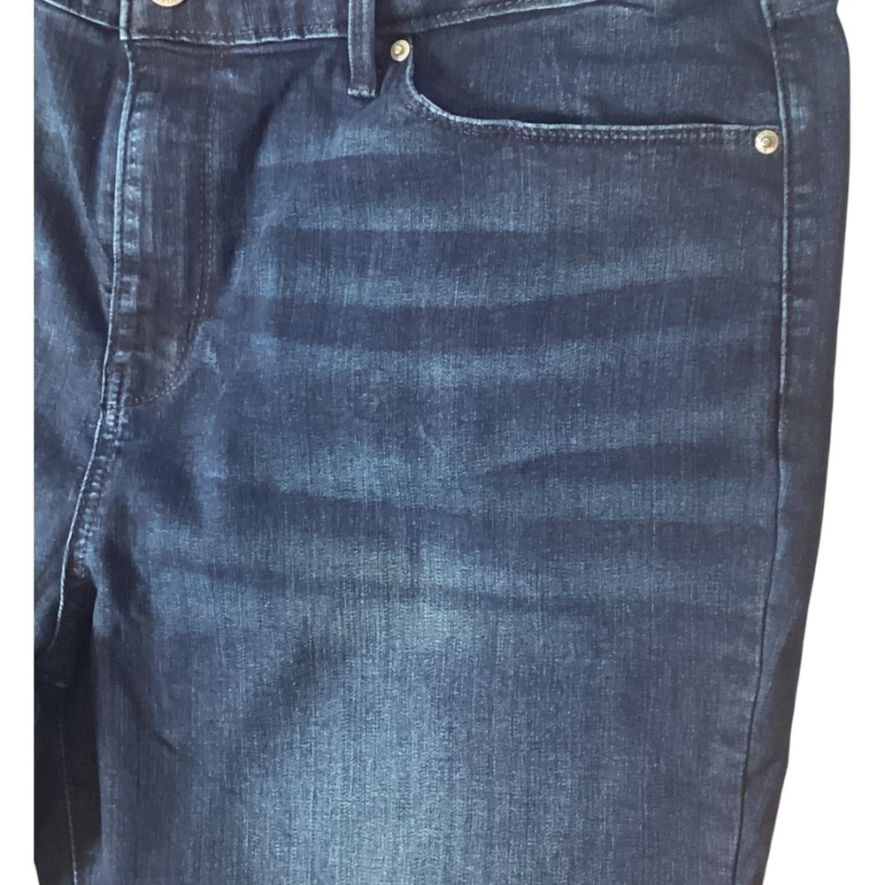 Denizen from Levi's Dark Indigo Skinny Mid Rise Jeans Plus Size 18 - Picture 3 of 12